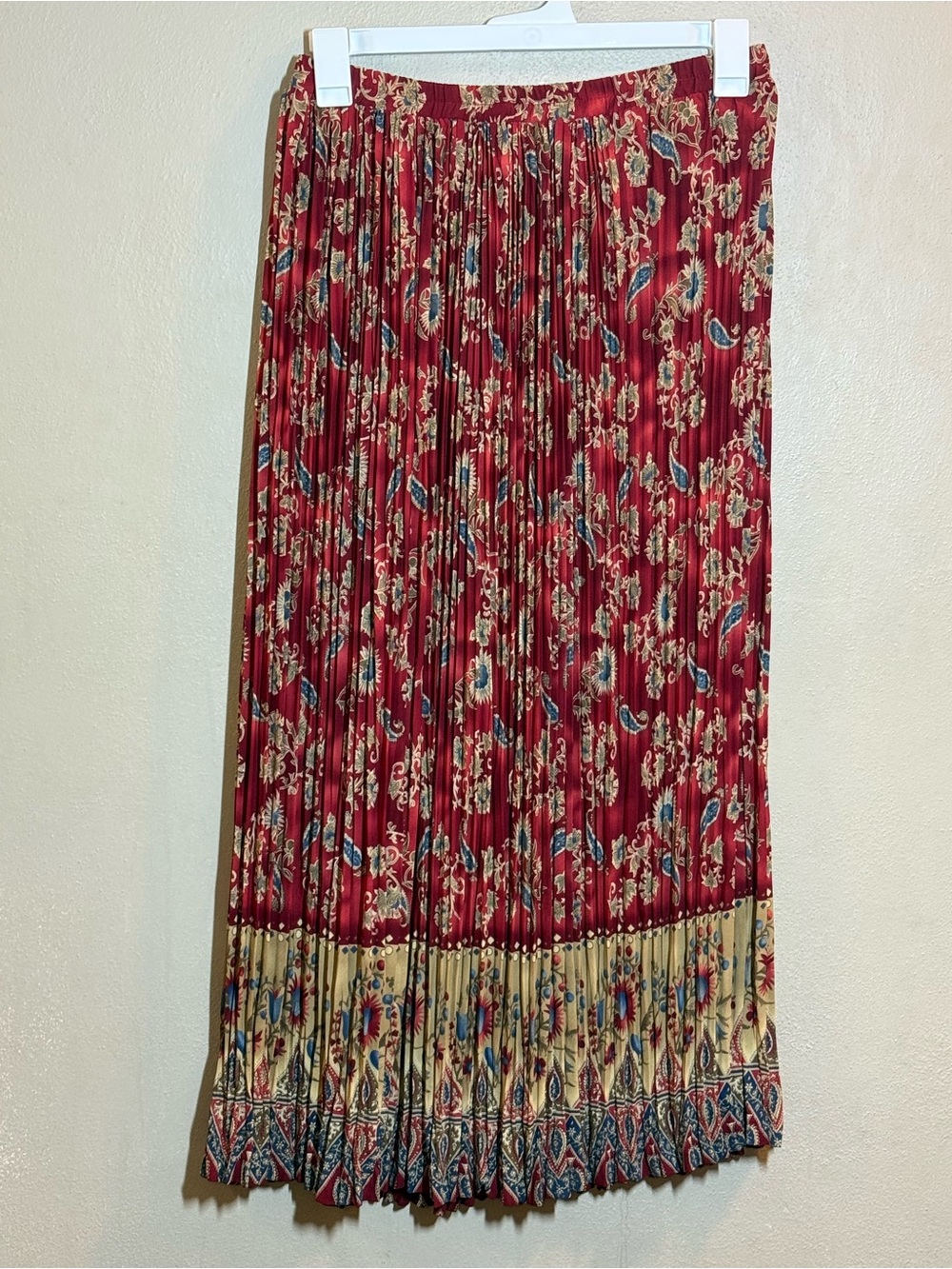 Women’s Coldwater Creek Cinkle Pleated Maxi Skirt with Floral Paisley Sz Med